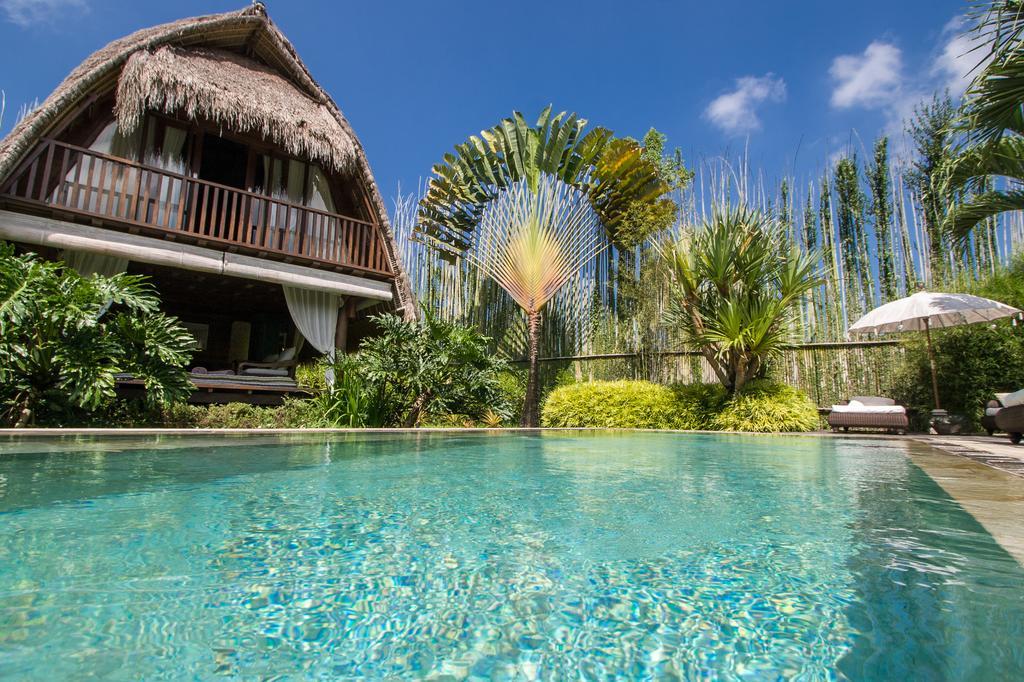 Luxe tent Sandat Glamping Tents 4*
