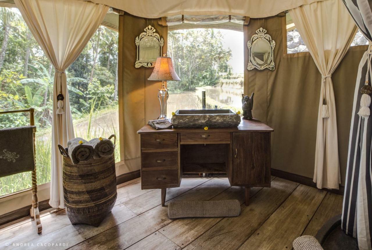 Luxe tent Sandat Glamping Tents